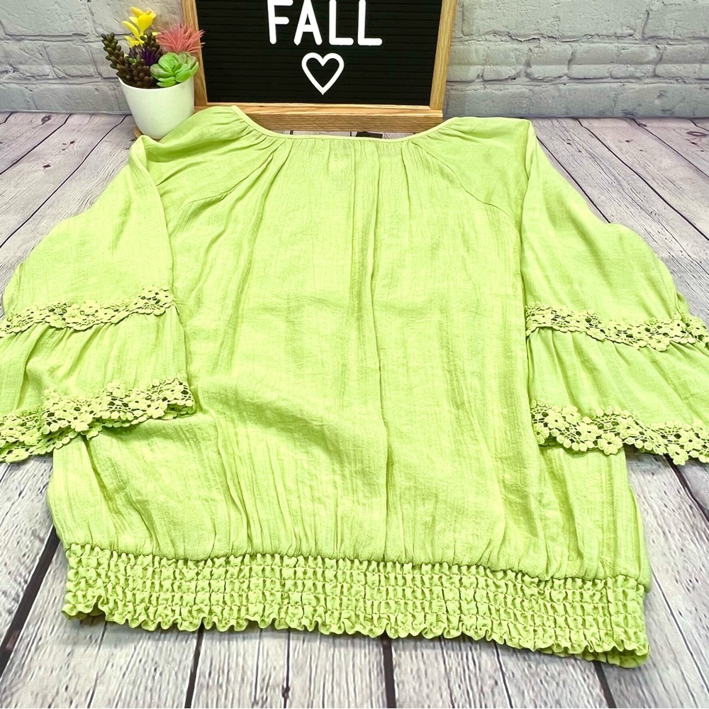 CABLE & GAUGE Elastic Waist, Lace Detail, Blouse-NWT - Picture 4 of 10